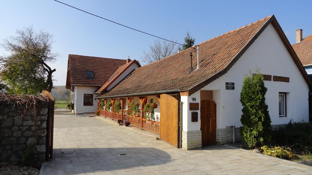 Gerendás Vendégház Egerszalók Zimmer foto